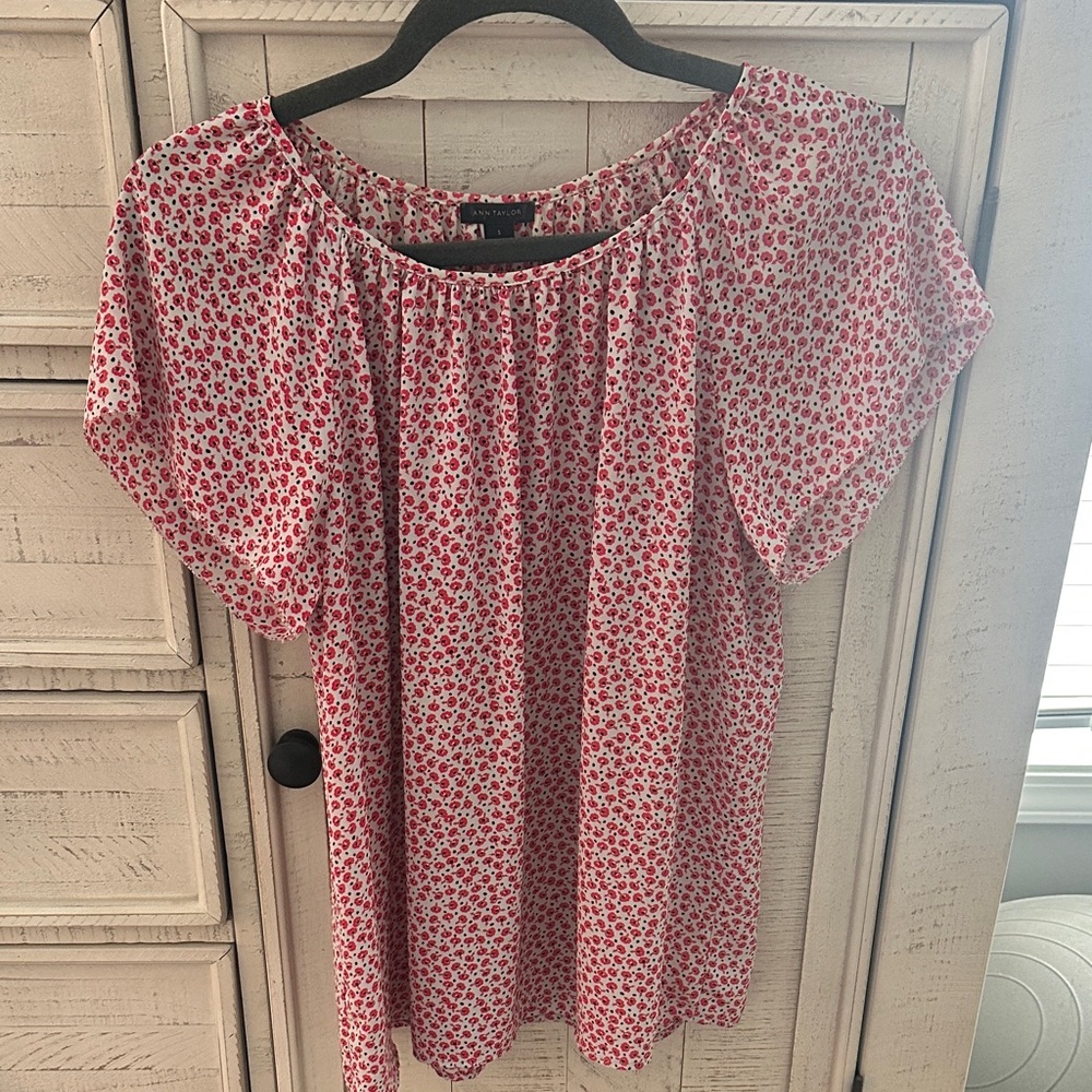 Ann Taylor Pink Floral Blouse